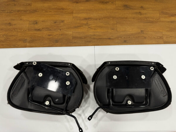 Alforjas Harley-Davidson originales para Softail Heritage Classic EVO 1340 - Imagen 2